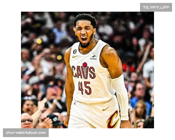 米切尔连续9场季后赛首战30+ 延续个人纪录